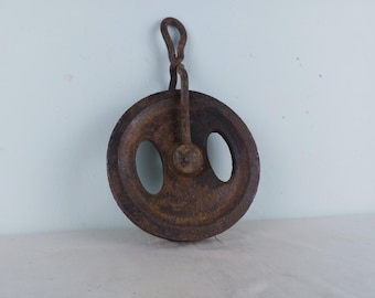 Metal pulley, antique metal pulley, retro metal pulley, authentic pulley, original pulley, industrial decor, industrial accessory