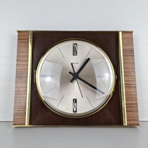 Hermle wall clock, brown wall clock, vintage wall clock, retro wall clock, wood clock, plastic clock, made in germany, germany clock 76