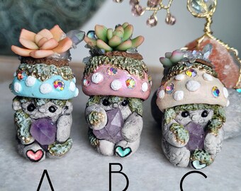 Terrarium decor indoor garden decor Rock Baby sculpture with quartz and Amethyst fairycore fairy garden succulent handmade gifts