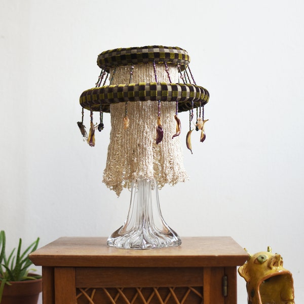 Abat-jour original, fait main matières naturelles, lampe de chevet, organique et naturel, fleurs insectes, lampe décorative poétique
