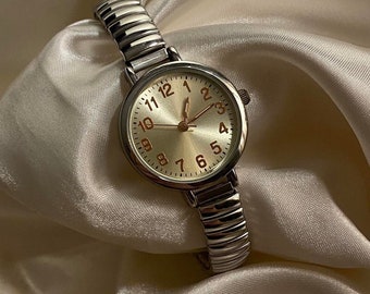 Gorgeous Minimalistic vintage dainty silver tone analogue watch, Watch for Women, Gift for her