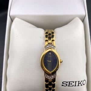 NOS Vintage Seiko Almond Dainty Dial Diamonds Petite Bracelet Watch NIB