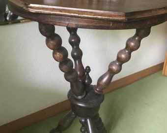 Rareté : guéridon antique français en bois massif, table d'appoint table basse, table de couture hexagonale, table trépied, vintage