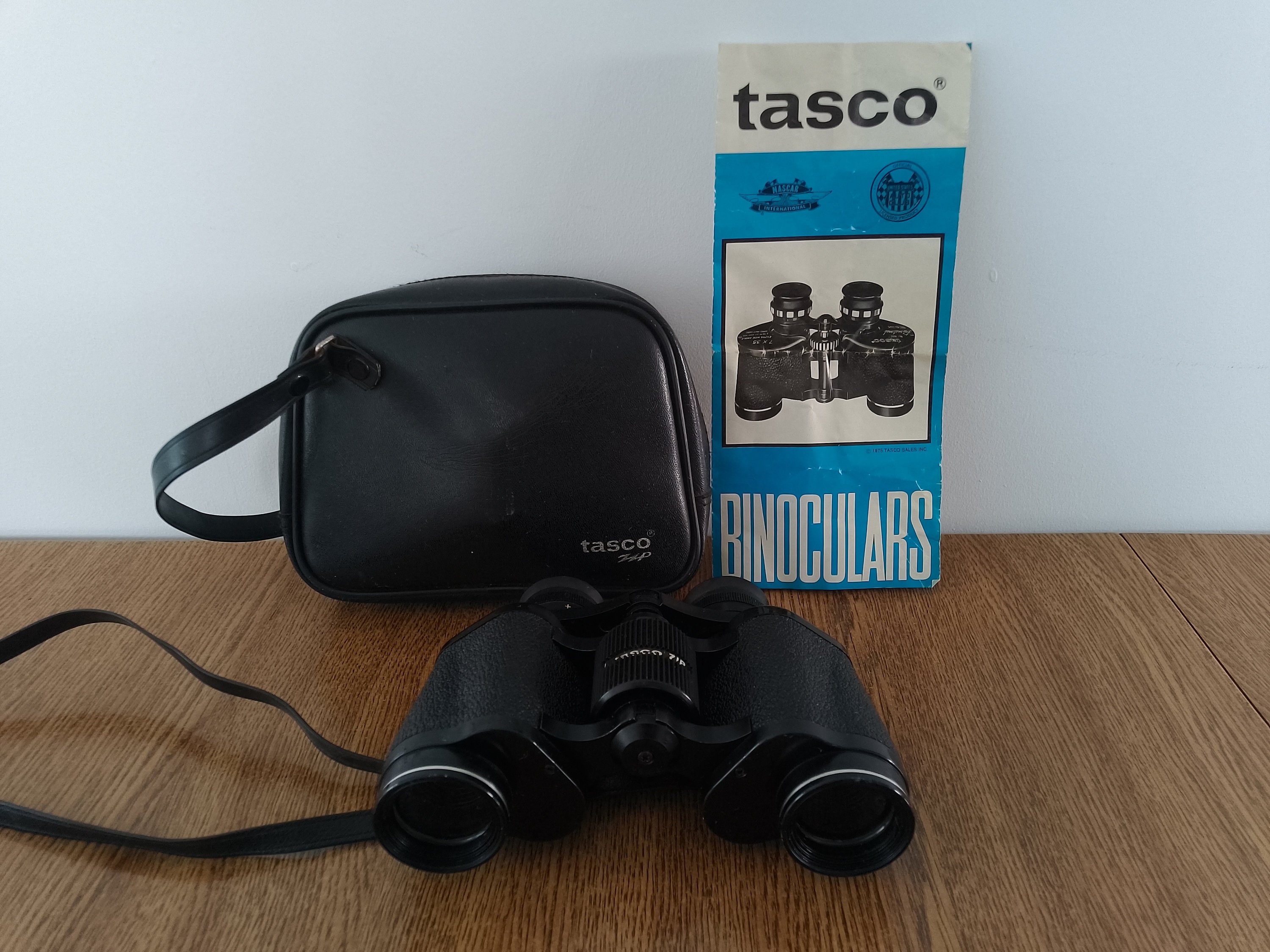 Vintage Tasco Zip 2004 Binoculars: 8x30mm Coated Optics - Etsy
