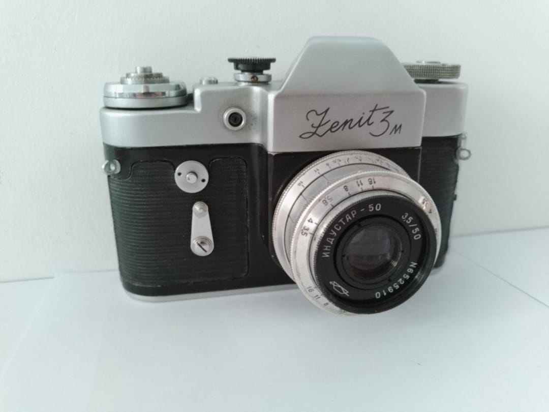 Zenit-3 M レンズ Industar-50 再生 USSR ソビエト ロシア製 SLR 35 mm