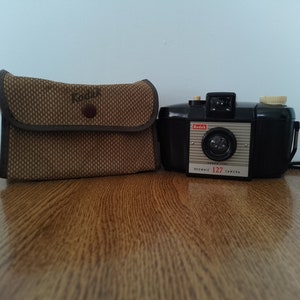 Vintage Kodak Brownie 127 Compact Camera 35mm United Kingdom 1950s