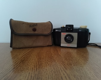 Appareil photo compact Kodak Brownie 127 vintage 35 mm Royaume-Uni années 50