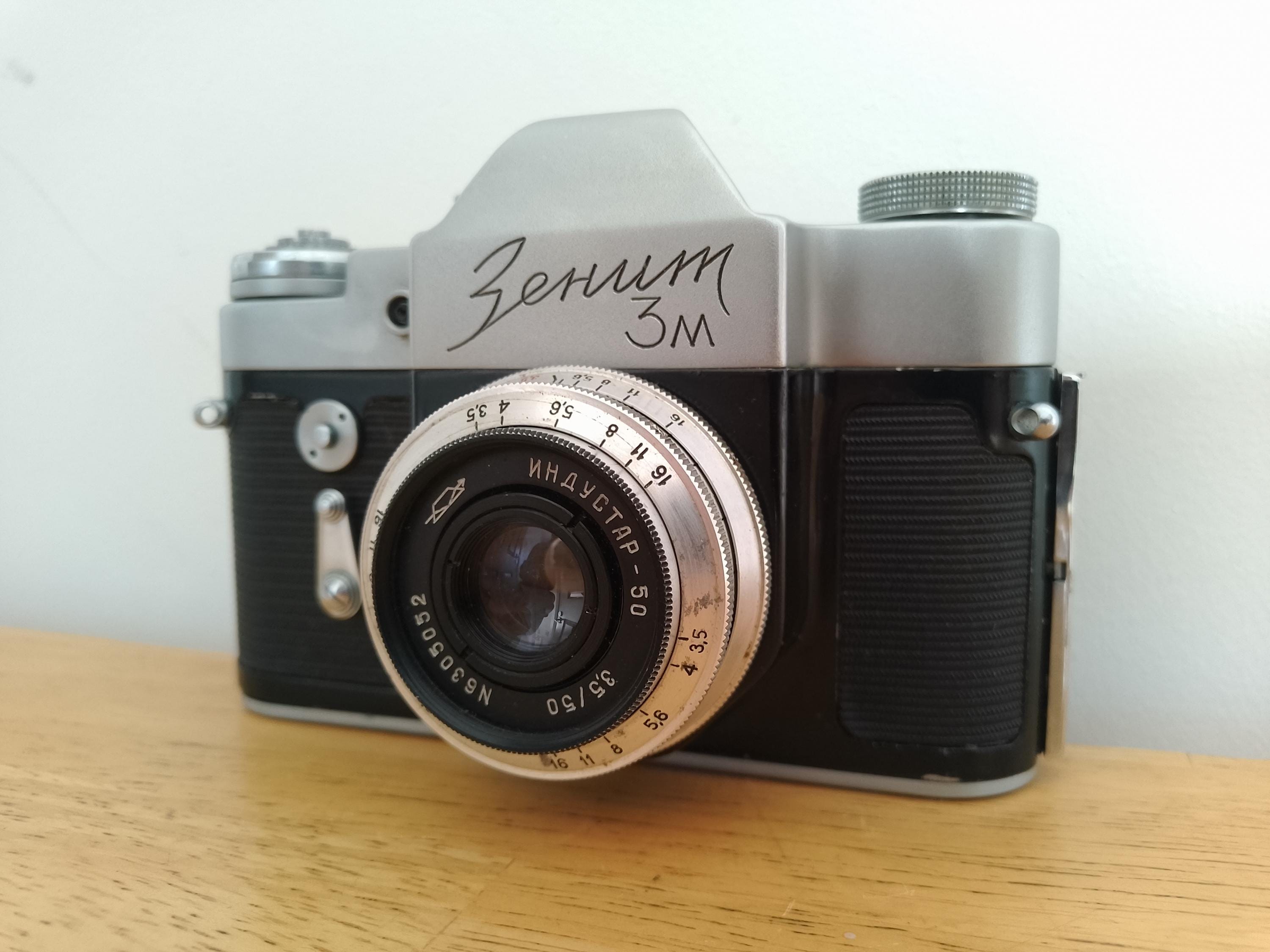 整備品 一眼レフ ゼニット Zenit-3M INDUSTAR-50 l 整備品 一眼レフ ゼニット Zenit-3M INDUSTAR-50 l
