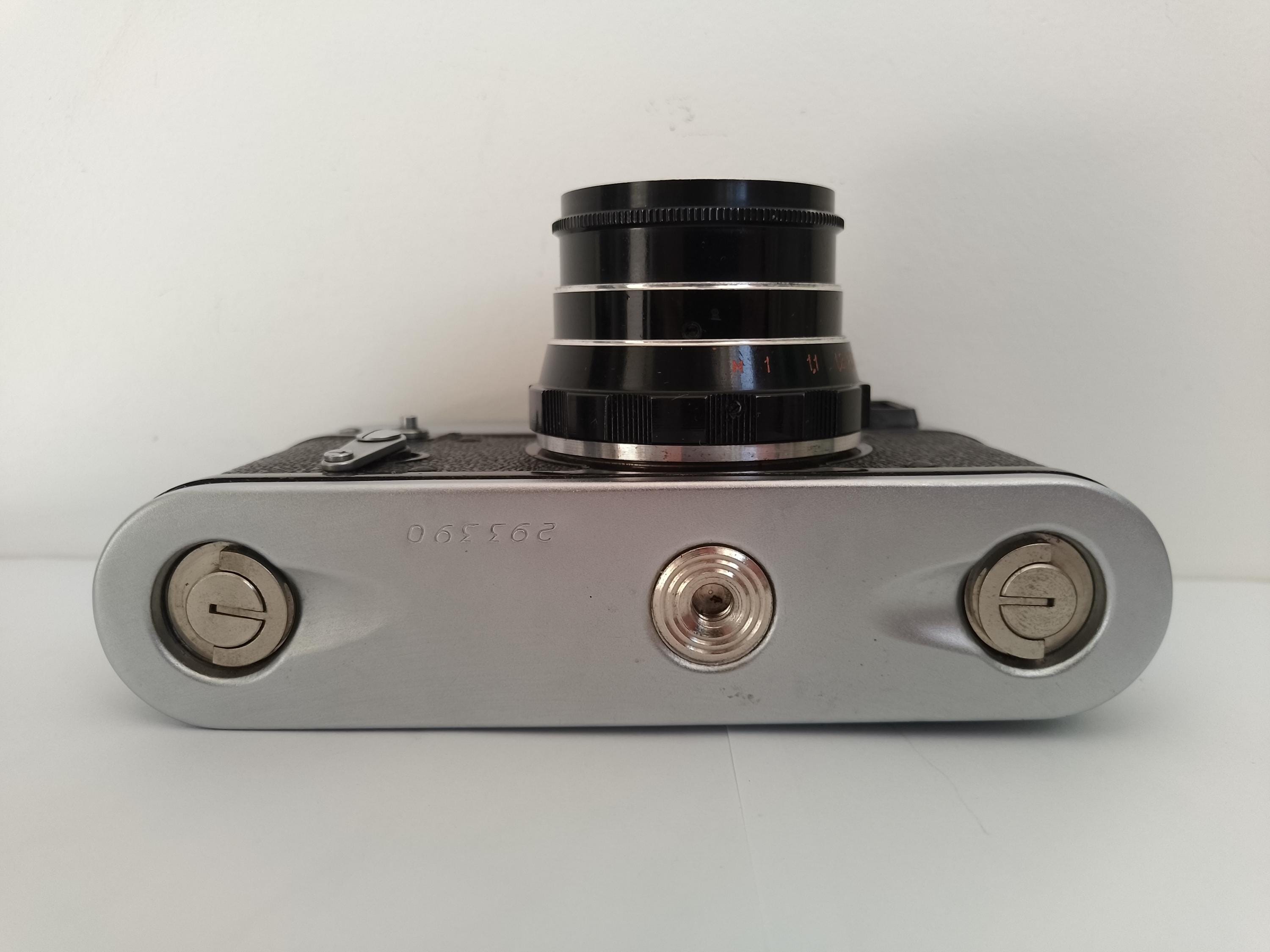 改修済み FED-5B 35 mm レンジファインダーカメラ、ソ連製ライカ M39