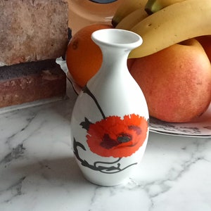Vintage Wedgwood Corn Poppy Vase by Susie Cooper 1970s Bone China Floral Art Nouveau Design Collectible Home Decor