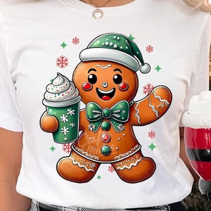 Lindo hombrecito de jengibre PNG, Navidad PNG, Café helado PNG, Camiseta navideña PNG, Pan de jengibre PNG, Camiseta de hombrecito de jengibre PNG, Vacaciones PNG
