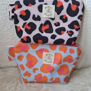 Borsa per cosmetici Borsa per cosmetici LEA custodia per trucchi realizzata in neoprene in colori neon