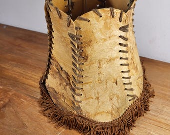 Vintage lampshade, seventies. Height 20 cm, bottom diameter 20 cm, top diameter 13 cm.