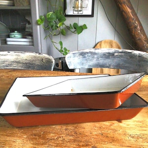 Ensemble de bols Eschenbach vintage, métal émaillé, brun rouille, années 1970. Plat de cuisson rectangulaire en très bon état.