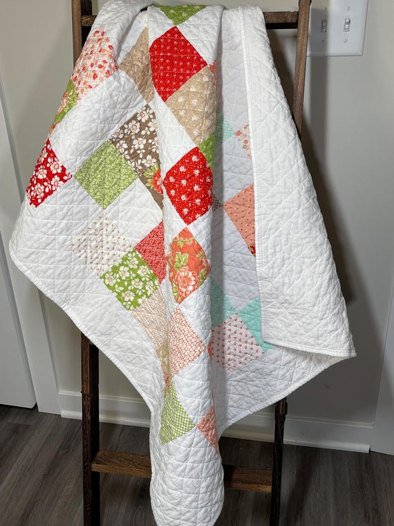 Handmade Floral Patchwork Baby Quilt – Modern Farmhouse Style