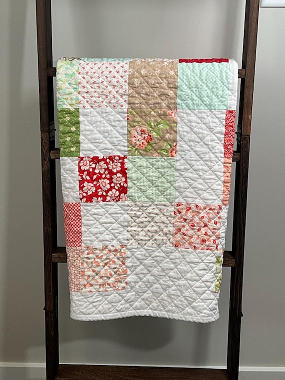 Handmade Floral Patchwork Baby Quilt – Modern Farmhouse Style