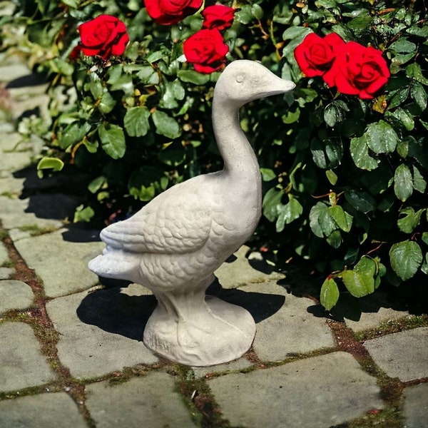 Massive goose Standing bird Goose figure Goose for dressing Concrete goose Garden art Farm sculpture