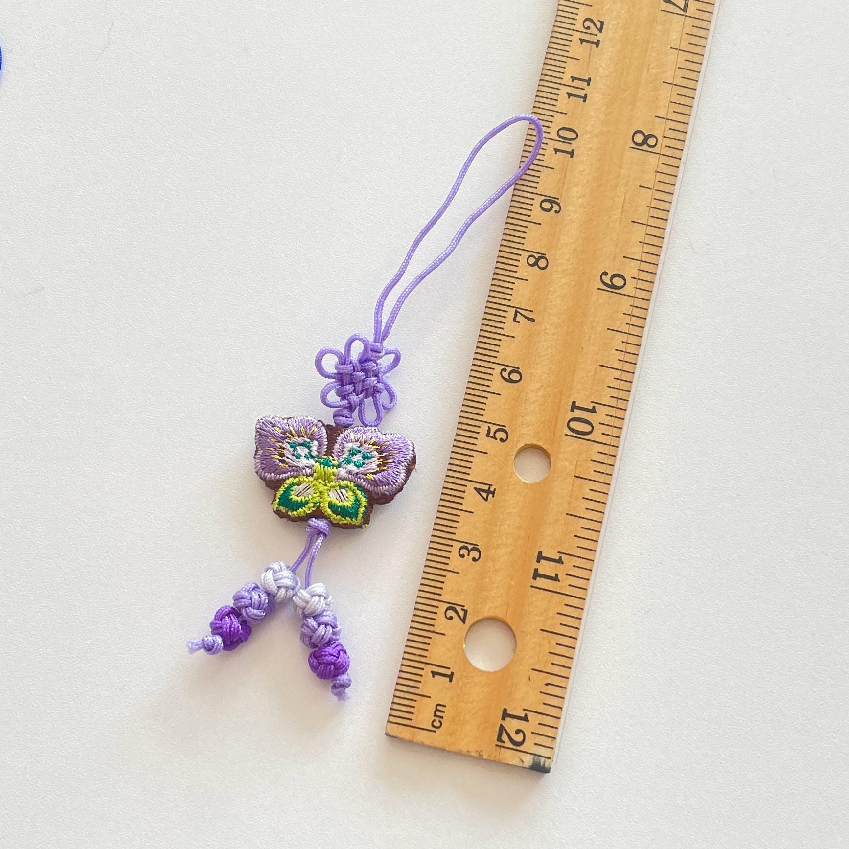 韓国のノリゲ「蝶」伝統工芸韓服アクセサリー手作りチャームストラップ
