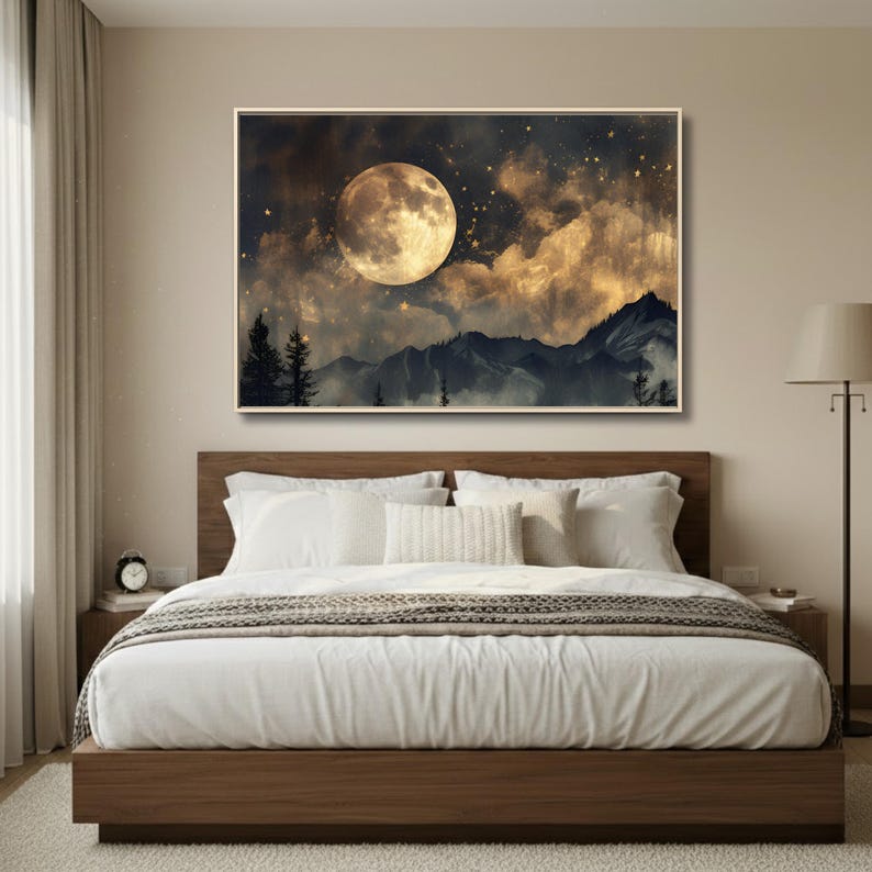 Lienzo con escena nocturna de montaña brumosa: Bosque iluminado por la luna imagen 2