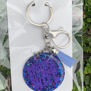 Somebodys spoiled blue collar wife Keychain afbeelding 4