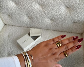 Conjunto de pulseras de oro con cuentas de acero inoxidable