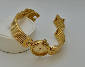 Gold Manschettenuhr für Frauen, Golduhr für Frauen, Retro-Uhr-Design, Golduhr, Edelstahluhr, nicht trübe Uhr, Geschenk für sie