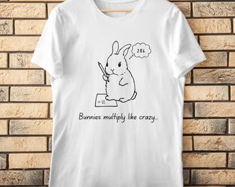 Lustiges Häschen-T-Shirt, grafisches Kaninchen-Shirt, multiplizierendes Häschen-T-Shirt, ironische Tierkleidung, niedliches Hasenkleid