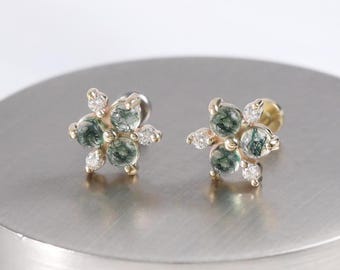 14K Solid Gold Moss Agate Floral Earring/Flower Shape Stud/Conch Helix Tragus Cartilage Piercing/Threadless Push Pin/Dainty Moissanite Stud