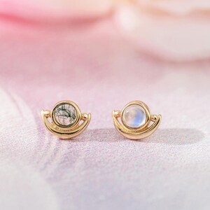 14K Solid Gold Moss Agate Stud Earring/Moonstone Piercing Earring/Flat Push Back Earring/Moss Agate Cartilage Conch Helix Stud/Labret Stud