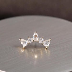 14K Solid Gold Labradorite Climber Stud Earring/Moissanite Cartilage Piercing/Elegant Helix Conch Tragus Stud/Threadless Push In/Nose Stud