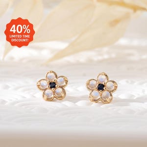 14K Solid Gold Moonstone Floral Stud Earring/Blue Sapphire Cartilage Piercing Stud/Dainty Conch Tragus Stud/Threadless Push Pin/Gift For Her