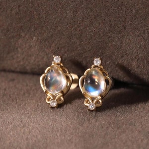 14K Solid Gold Mondstein Ohrstecker/Schraubenlos Push Pin/Conch Helix Tragus Knorpel Ohrring/Filigraner Edelstein Ohrstecker/Moissanite Knorpel Piercing