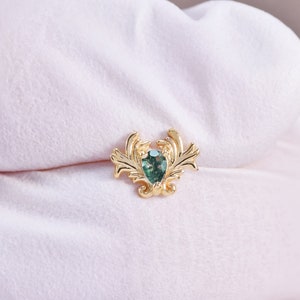 14K Solid Gold Moss Agate Floral Stud/Flower Shape Stud/Threadless Push Pin/Conch Helix Tragus Cartilage Piercing/Dainty Gemstone Stud