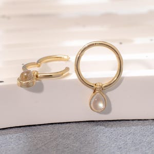 14K Solid Gold Teardrop Moonstone Clicker/Elegant Gemstone Septum Ring/Cartilage Hoop/Nose Ring/Conch Hoop/Daith Huggie Ring/Minimalist