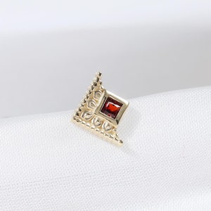 14K Solid Gold Rot Granat Ohrstecker/Granat Knorpel Bolzen/Helix Conch Ohrläppchen Labret Piercing/Fadenlose Pin/Gold Nase Bolzen