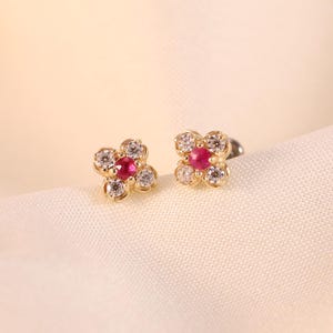 14k Solid Gold Moissanite Floral Stud Earring/Ruby Cartilage Piercing/Gold Conch Tragus Helix Stud/ Flat Back Earring/Threadless Push Pin