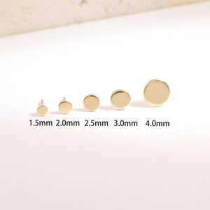 14k Solid Gold Tiny Flat Disc Cartilage Earring/Threadless Conch Piercing/Disc Nose Stud/Multi Size Cartilage Piercing/Disc Labret Stud