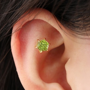 14K Solid Gold Arizona Peridot Stud Earring/Fancy Cut Gemstone Helix Stud Earring/Threadless Push Pin/Hexagon Conch Tragus Cartilage Earring