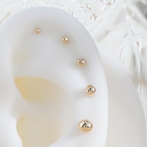 14k Solid Gold Round Ball Cartilage Earring/Tiny Ball Conch Piercing/Ball Nose Stud/Threadless Helix Earring/Flat Back Ball Stud/Tragus Stud