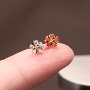 14K Solid Gold Floral Moonstone Stud/Red Agate Floral Cartilage Piercing/Conch Tragus Piercing/Flat Back Earring/Threadless Push Pin