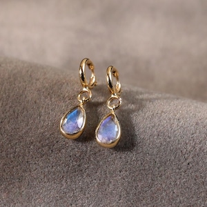 14K Solid Gold Dangle Labradorite Clicker Charm/Gold Hoop Charm/Dangle Chain Attachment Charm/Dangle Gemstone Necklace Pendant/Spring Ring
