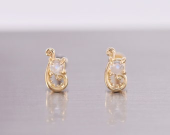 14K Solid Gold Moonstone Cute Cat Stud Earring/Threadless Push Pin /Flat Back Earring/Helix/Tragus/Conch Earring/Dainty Moonstone Piercing