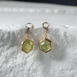 14K Solid Gold Hexagon Peridot Charm/Geometric Dangle Rook Hoop Charm/Hoop Clicker Charm/Cartilage Earring Charm/Gemstone Charm/Dangle Charm