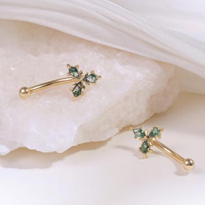 14K Solid Gold Shamrock Moss Agate Rook Earring • Curved Barbell Piercing for Conch Snug Helix • Lucky Leaf Body Jewelry 14g