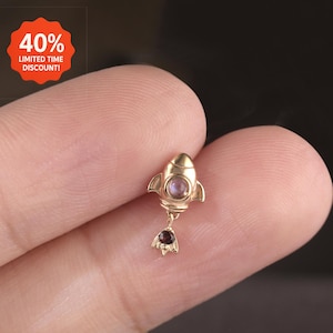 Orecchino pendente a razzo in oro massiccio 14 carati con pietra di luna/piercing alla cartilagine senza filettatura/orecchino con retro piatto/orecchino pendente a perno per elice e trago con granato