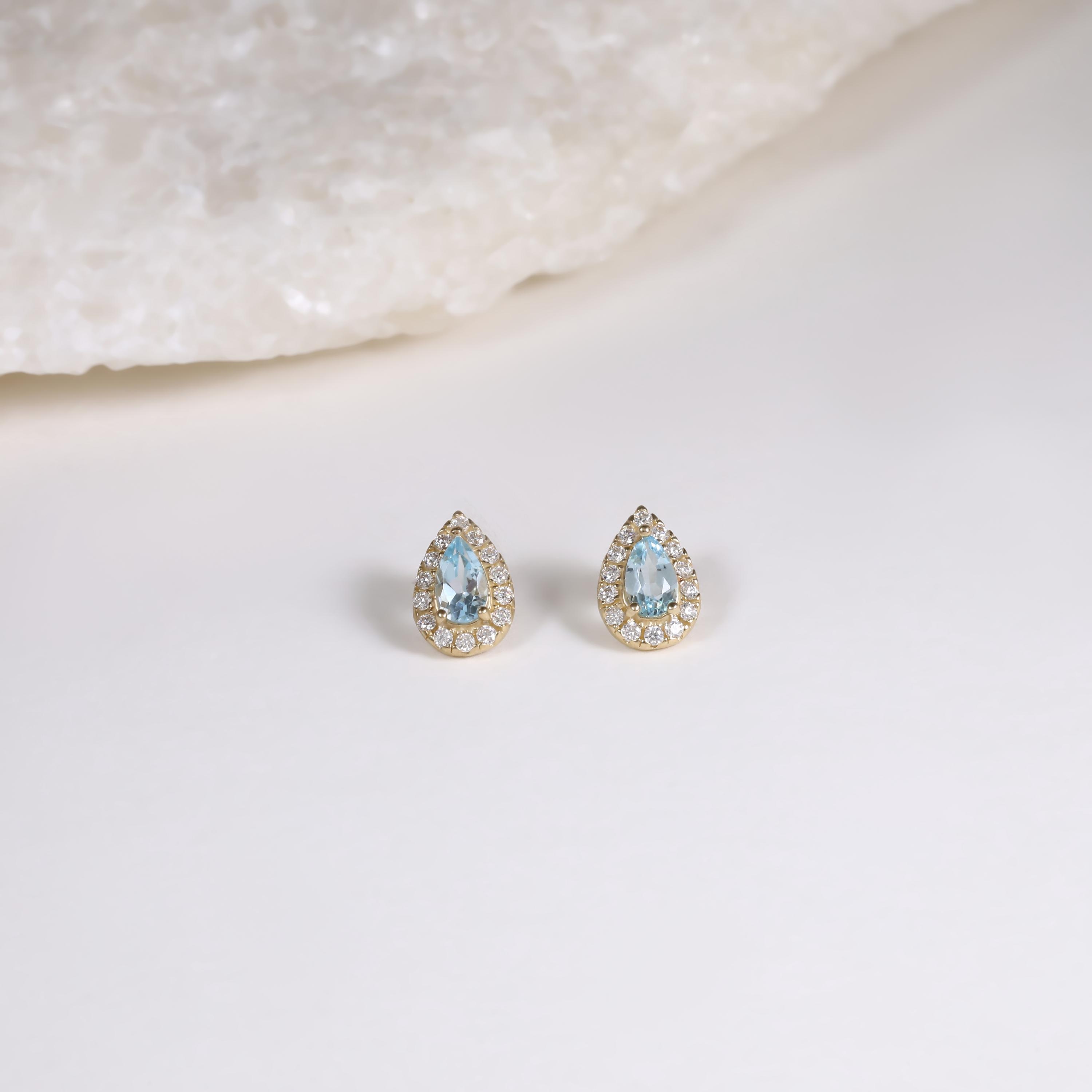 14K Solid Gold Swiss Blue Topaz Teardrop Stud/Dainty Cartilage Flat Back Earring/Threadless Helix Conch Stud/Halo Moissanite Stud Earring