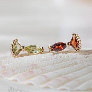 14k Solid Gold Garnet Goldfish Stud Earring/Peridot Cartilage Conch Stud/Tragus Helix Nose Piercing/Threadless Push Pin/Flat Back Earring