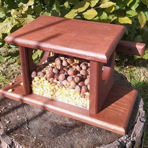 Squirrel feeder, Wooden squirrel feeder, Chipmunk feeder, Garden Decore, Funny Squirrel Feeder, Nut feeder