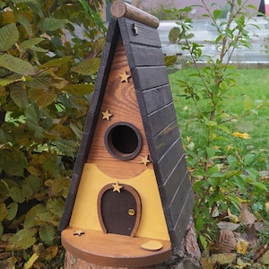 Wooden bird house, Bird houses, House for birds, Birdhouse, Bird nest, Bird box, Wooden birdhouse, Bird therapy, Bird watching zdjęcie 2