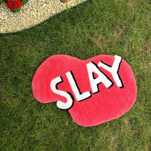Slay Tufted Rug | Irregular Pink Mirror Rug | Anti Slip Floor Mat | Unique Wavy Tufting Rug | Cool Handmade Rug